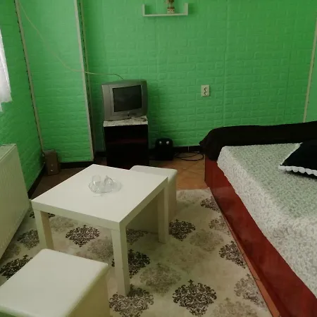 Hostel Техеран София Sofia
